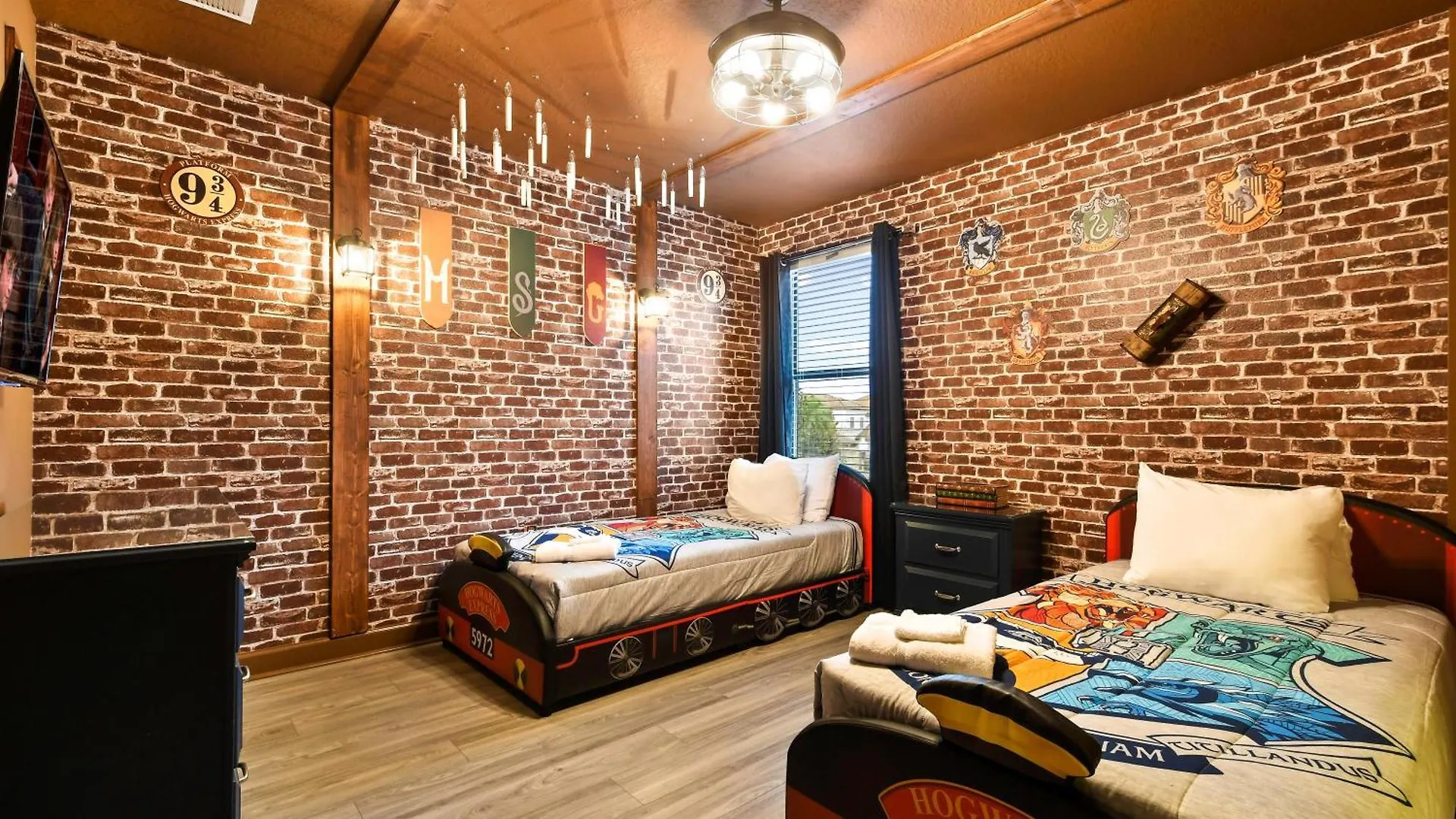 Opulent Villa: Heated Pool, Theater, Game Room 达文波特 度假居